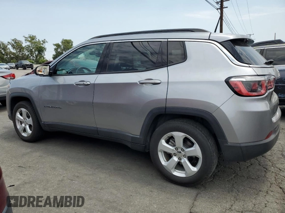 2018 Jeep Compass Latitude z VIN 3C4NJCBB8JT461048, wystawiony jako Copart lot #65475345 z przebiegiem 82 384 mil mil oraz Czysty tytuł • Clean title. Historia ofert i sprzedaży dostępna na DreamBid. Obrazek 2.
