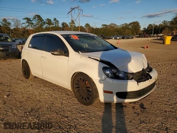 2014 Volkswagen Golf с VIN WVWDB7AJXEW009238, выставлен на аукционе Copart как лот 65533794 с пробегом 131 769 миль миль и Списание • Salvage title. История ставок и продаж доступна на DreamBid. Изображение 4.