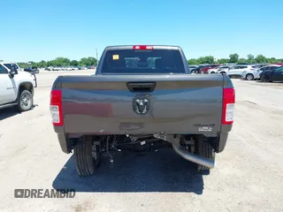 2024 Ram 2500 Tradesman with VIN 3C6UR5CL9RG330312, listed as a IAAI auction lot 42299968 with 657 mi miles and . Bid and sale history available at DreamBid. Image 17.