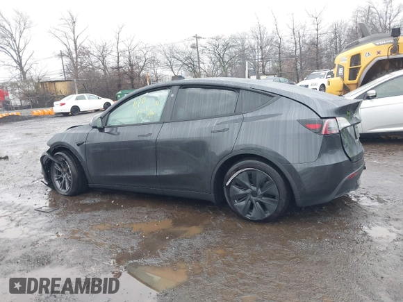 2025 Tesla Model Y Long Range with VIN 7SAYGDED6SF226035, listed as a IAAI auction lot 41102115 with Not Provided miles and . Bid and sale history available at DreamBid. Image 14.