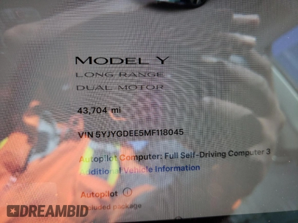 2021 Tesla Model Y Long Range with VIN 5YJYGDEE5MF118045, listed as a Copart auction lot 50790065 with 43,704 mi miles and Salvage Title. Bid and sale history available at DreamBid. Image 9.