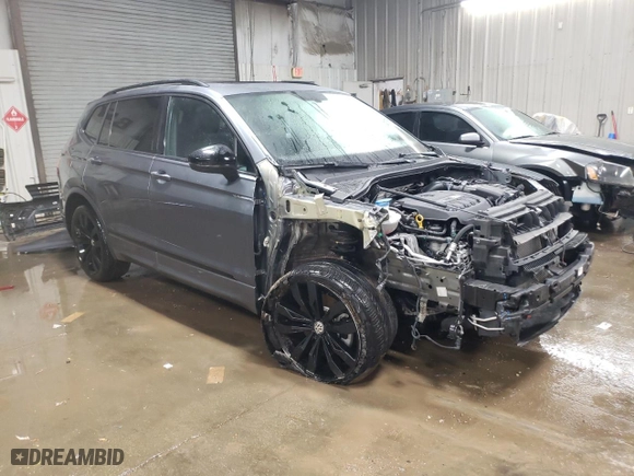 2021 Volkswagen Tiguan SE with VIN 3VV2B7AX3MM049057, listed as a Copart auction lot 78995694 with 29,965 mi miles and Salvage Title. Bid and sale history available at carsss.com. Image 4.