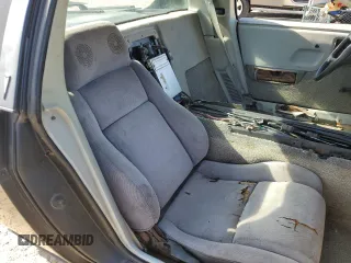 1985 Pontiac Fiero z VIN 1G2PM37R0FP243885, wystawiony jako Copart lot #43140515 z przebiegiem 179 713 mil mil oraz Czysty tytuł • Clean title. Historia ofert i sprzedaży dostępna na DreamBid. Obrazek 10.