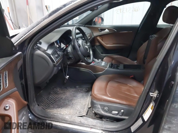 2016 Audi A6 Premium Plus z VIN WAUGFAFCXGN104249, wystawiony jako IAAI lot #41631393 z przebiegiem 117 516 mil mil oraz . Historia ofert i sprzedaży dostępna na DreamBid. Obrazek 5.