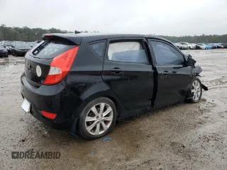 2013 Hyundai Accent SE with VIN KMHCU5AE1DU130498, listed as a Copart auction lot 48316105 with 0 mi miles and Salvage Title. Bid and sale history available at carsss.com. Image 3.