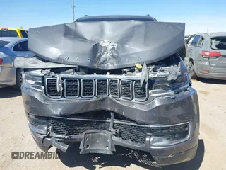 2022 Jeep Wagoneer Series II с VIN 1C4SJUBT5NS117850, выставлен на аукционе IAAI как лот 41835349 с пробегом 94 358 миль миль и . История ставок и продаж доступна на DreamBid. Изображение 12.