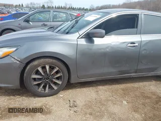 2018 Nissan Altima SR with VIN 1N4AL3AP1JC115513, listed as a IAAI auction lot 41939090 with 118,215 mi miles and . Bid and sale history available at DreamBid. Image 6.