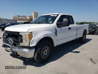 2017 Ford F-250 XLT с VIN 1FT7X2A63HED99137, выставлен на аукционе Copart как лот 51482305 с пробегом 300 840 миль миль и Списание • Salvage title. История ставок и продаж доступна на DreamBid. Изображение 1.