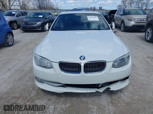 2013 BMW 3 Series 328i xDrive with VIN WBAKF3C52DJ385588, listed as a IAAI auction lot 41892255 with 150,061 mi miles. Bid and sale history available at carsss.com. Image 6.