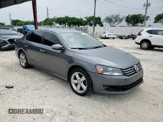 2012 Volkswagen Passat SE z VIN 1VWBP7A32CC063994, wystawiony jako Copart lot #59270995 z przebiegiem 169 999 mil mil oraz Szkoda całkowita • Salvage title. Historia ofert i sprzedaży dostępna na DreamBid. Obrazek 13.