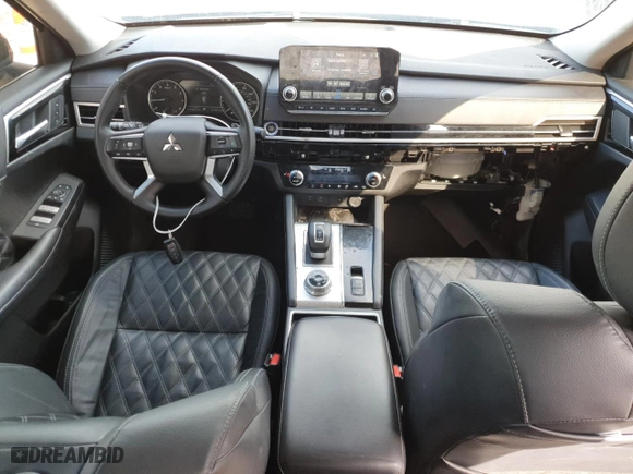 2022 Mitsubishi Outlander SEL with VIN JA4J4VA87NZ088651, listed as a Copart auction lot 50213185 with 33,956 mi miles and Salvage Title. Bid and sale history available at carsss.com. Image 8.