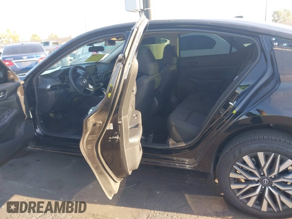 2024 Nissan Altima SV z VIN 1N4BL4DV9RN425445, wystawiony jako IAAI lot #42141167 z przebiegiem 15 730 mil mil oraz . Historia ofert i sprzedaży dostępna na DreamBid. Obrazek 8.