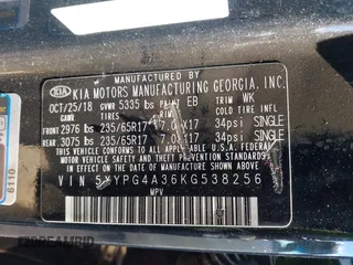 2019 Kia Sorento LX with VIN 5XYPG4A36KG538256, listed as a IAAI auction lot 41601031 with 1 mi miles. Bid and sale history available at carsss.com. Image 9.