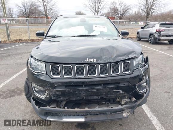 2018 Jeep Compass Limited with VIN 3C4NJDCB8JT307296, listed as a IAAI auction lot 41747374 with 110,499 mi miles. Bid and sale history available at carsss.com. Image 11.