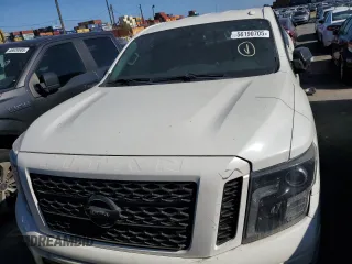 2018 Nissan Titan SV with VIN 1N6AA1E68JN533364, listed as a Copart auction lot 56190705 with 75,314 mi miles and Salvage Title. Bid and sale history available at DreamBid. Image 5.