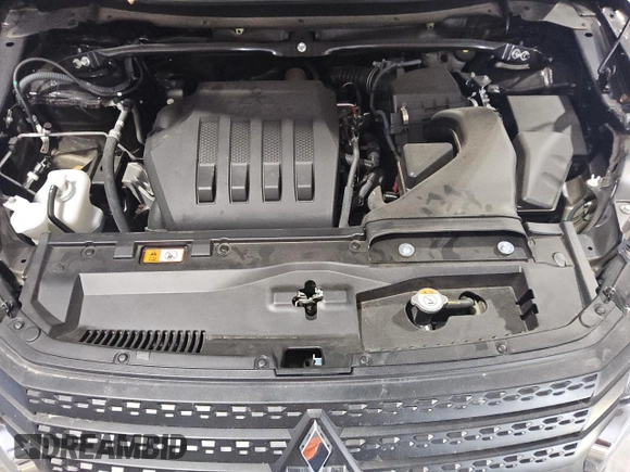 2024 Mitsubishi Eclipse Cross ES with VIN JA4ATUAA7RZ033784, listed as a Copart auction lot 80210054 with 12,444 mi miles and Clean title. Bid and sale history available at DreamBid. Image 12.