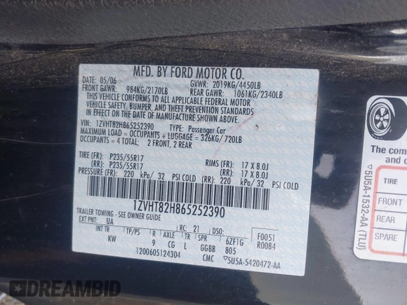 2006 Ford Mustang GT Deluxe with VIN 1ZVHT82H865252390, listed as a IAAI auction lot 42645097 with 91,083 mi miles and . Bid and sale history available at DreamBid. Image 9.