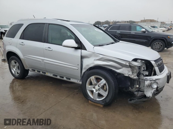 2009 Chevrolet Equinox LT w/2LT with VIN 2CNDL53F396218861, listed as a Copart auction lot 43443465 with 303,278 mi miles and Non Repairable. Bid and sale history available at carsss.com. Image 4.
