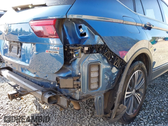 2018 Volkswagen Tiguan SEL с VIN 3VV2B7AX7JM029275, выставлен на аукционе IAAI как лот 42386878 с пробегом 75 006 миль миль и . История ставок и продаж доступна на DreamBid. Изображение 18.