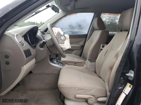 2011 Suzuki Grand Vitara Premium with VIN JS3TE0D26B4100885, listed as a Copart auction lot 88070405 with 175,694 mi miles and Salvage Title. Bid and sale history available at carsss.com. Image 7.