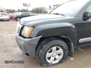 2011 Nissan Xterra S z VIN 5N1AN0NW2BC516750, wystawiony jako IAAI lot #41517051 z przebiegiem 254 662 mil mil oraz . Historia ofert i sprzedaży dostępna na DreamBid. Obrazek 6.