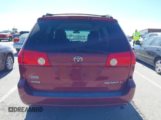 2010 Toyota Sienna CE с VIN 5TDKK4CC5AS325208, выставлен на аукционе IAAI как лот 42306796 с пробегом 341 853 миль миль и . История ставок и продаж доступна на DreamBid. Изображение 17.