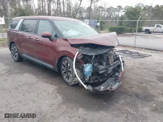 2022 Kia Carnival EX with VIN KNDNC5H36N6097184, listed as a IAAI auction lot 41024289 with 58,722 mi miles. Bid and sale history available at carsss.com. Image 1.