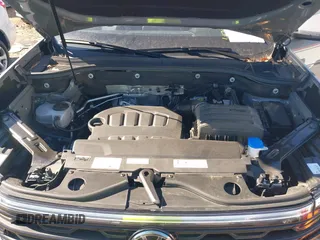 2024 Volkswagen Atlas SE with VIN 1V2KE2CA0RC215057, listed as a IAAI auction lot 41340342 with 21,440 mi miles and . Bid and sale history available at DreamBid. Image 10.