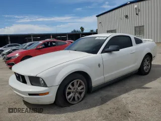 2006 Ford Mustang Standard with VIN 1ZVFT80N065256711, listed as a Copart auction lot 52821255 with 206,912 mi miles and Salvage Title. Bid and sale history available at carsss.com. Image 1.