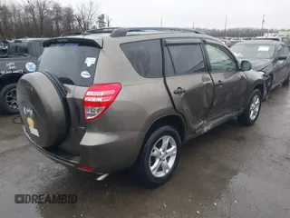 2011 Toyota RAV4 with VIN JTMBK4DV0B5099585, listed as a IAAI auction lot 41502571 with 162,850 mi miles. Bid and sale history available at carsss.com. Image 4.
