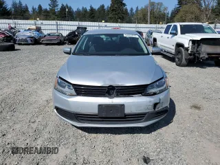 2011 Volkswagen Jetta TDI with VIN 3VWLL7AJ4BM131059, listed as a Copart auction lot 54003815 with 62,701 mi miles and Salvage title. Bid and sale history available at DreamBid. Image 5.