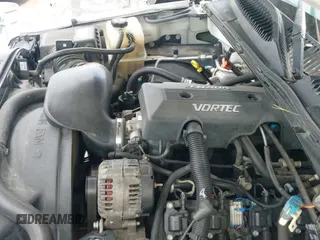 2000 Chevrolet Silverado 1500 LS z VIN 1GCEK19V6YZ195632, wystawiony jako IAAI lot #41961207 z przebiegiem 165 124 mil mil oraz . Historia ofert i sprzedaży dostępna na DreamBid. Obrazek 13.