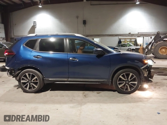 2019 Nissan Rogue SL with VIN 5N1AT2MV6KC784646, listed as a IAAI auction lot 41359980 with 99,507 mi miles. Bid and sale history available at carsss.com. Image 14.