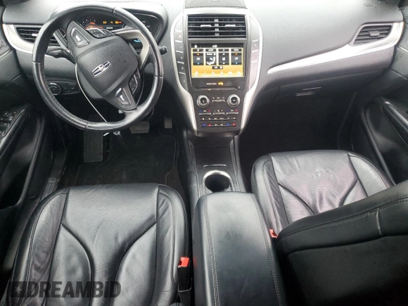 2019 Lincoln MKC Reserve with VIN 5LMCJ3D95KUL22724, listed as a Copart auction lot 56861795 with 59,275 mi miles and Salvage title. Bid and sale history available at DreamBid. Image 8.
