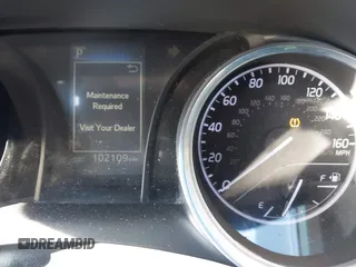 2018 Toyota Camry LE z VIN 4T1B11HK4JU616470, wystawiony jako IAAI lot #41352888 z przebiegiem 102 109 mil mil oraz . Historia ofert i sprzedaży dostępna na DreamBid. Obrazek 7.