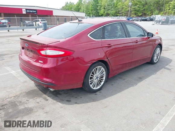 2013 Ford Fusion SE with VIN 3FA6P0HR8DR198573, listed as a IAAI auction lot 42113230 with 205,610 mi miles. Bid and sale history available at carsss.com. Image 4.