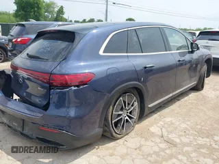 2023 Mercedes-Benz EQS 450 z VIN 4JGDM2EB4PA014978, wystawiony jako IAAI lot #42165675 z przebiegiem 25 765 mil mil oraz . Historia ofert i sprzedaży dostępna na DreamBid. Obrazek 4.