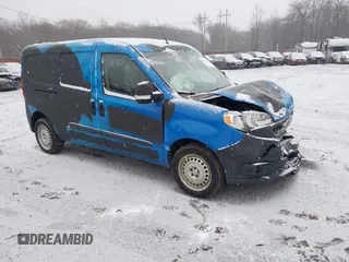 2019 Ram ProMaster City Cargo Tradesman z VIN ZFBHRFAB1K6N97741, wystawiony jako IAAI lot #41172462 z przebiegiem 151 903 mil mil oraz . Historia ofert i sprzedaży dostępna na DreamBid. Obrazek 1.