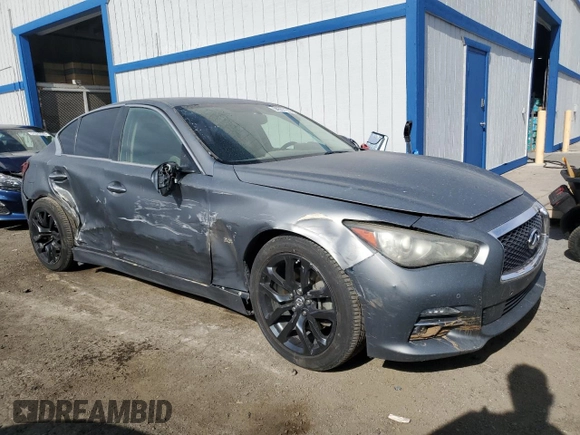 2017 Infiniti Q50 3.0t Premium with VIN JN1EV7AP4HM744493, listed as a Copart auction lot 54337105 with 101,685 mi miles and Clean Title. Bid and sale history available at carsss.com. Image 4.