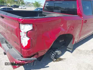 2025 Chevrolet Silverado 1500 RST with VIN 3GCPADED5SG204239, listed as a IAAI auction lot 42055666 with 496 mi miles and . Bid and sale history available at DreamBid. Image 18.