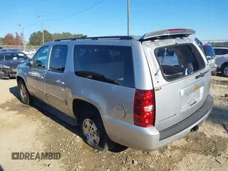 2013 Chevrolet Suburban LT with VIN 1GNSCJE03DR201530, listed as a IAAI auction lot 37988428 with 107,892 mi miles. Bid and sale history available at carsss.com. Image 3.