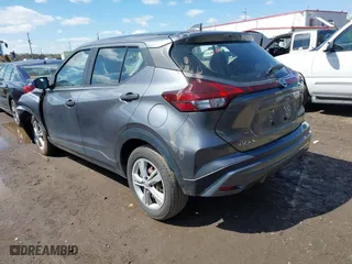 2021 Nissan Kicks S with VIN 3N1CP5BV6ML498831, listed as a IAAI auction lot 41963696 with 54,037 mi miles. Bid and sale history available at carsss.com. Image 3.