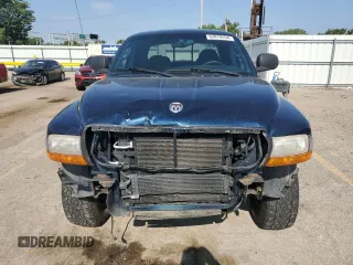 2000 Dodge Dakota Sport with VIN 1B7GG2AN8YS665678, listed as a Copart auction lot 63878554 with 92,470 mi miles and Salvage Title. Bid and sale history available at carsss.com. Image 5.