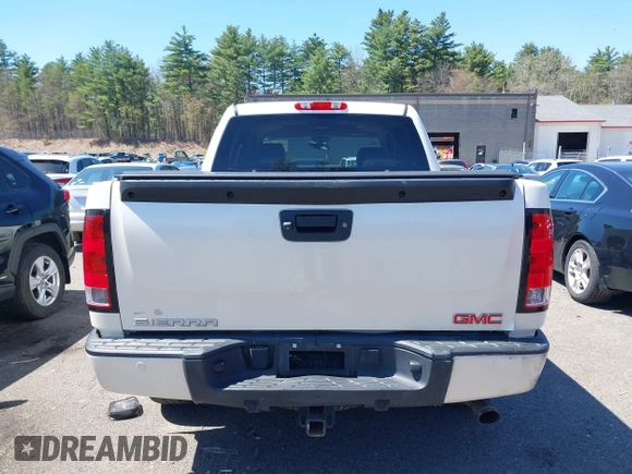2013 GMC Sierra 1500 Denali z VIN 3GTP2XE2XDG220890, wystawiony jako IAAI lot #42107852 z przebiegiem 159 876 mil mil oraz . Historia ofert i sprzedaży dostępna na DreamBid. Obrazek 16.