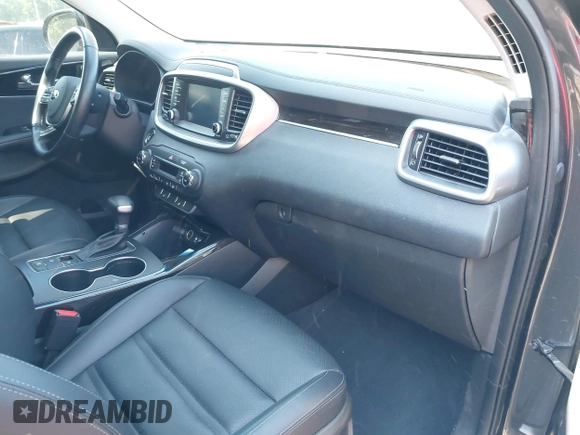 2020 Kia Sorento EX z VIN 5XYPHDA51LG706563, wystawiony jako IAAI lot #39526327 z przebiegiem 36 833 mil mil oraz . Historia ofert i sprzedaży dostępna na DreamBid. Obrazek 5.
