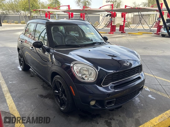 2011 MINI Countryman S z VIN WMWZC3C53BWL79029, wystawiony jako Copart lot #45524445 z przebiegiem 128 744 mil mil oraz Czysty tytuł • Clean title. Historia ofert i sprzedaży dostępna na DreamBid. Obrazek 1.