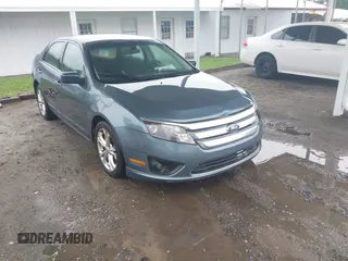 2012 Ford Fusion SE z VIN 3FAHP0HA3CR102866, wystawiony jako IAAI lot #42255026 z przebiegiem 288 669 mil mil oraz . Historia ofert i sprzedaży dostępna na DreamBid. Obrazek 1.