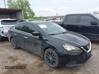 2018 Nissan Sentra SV z VIN 3N1AB7AP2JY240700, wystawiony jako IAAI lot #40207118 z przebiegiem 161 848 mil mil oraz . Historia ofert i sprzedaży dostępna na DreamBid. Obrazek 1.
