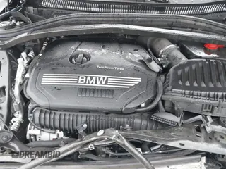 2021 BMW 2 Series 228i xDrive z VIN WBA73AK08M7H41082, wystawiony jako IAAI lot #42203395 z przebiegiem 45 240 mil mil oraz . Historia ofert i sprzedaży dostępna na DreamBid. Obrazek 10.