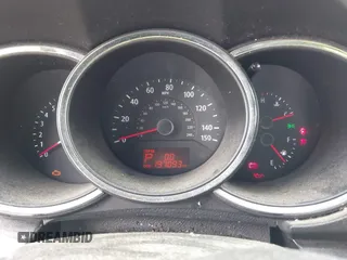 2013 Kia Sorento LX with VIN 5XYKTCA67DG405003, listed as a IAAI auction lot 42253887 with 197,093 mi miles and . Bid and sale history available at DreamBid. Image 7.